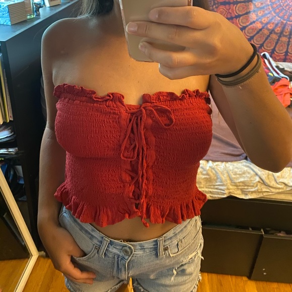 ⚡️AMERICAN EAGLE red smocked lace up tube top⚡️ - Picture 3 of 8